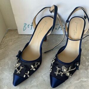 Betsy Johnson “SB-Micki” 8M Blue Collection Evening Pump